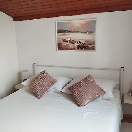 Zeravica Apartman Srima