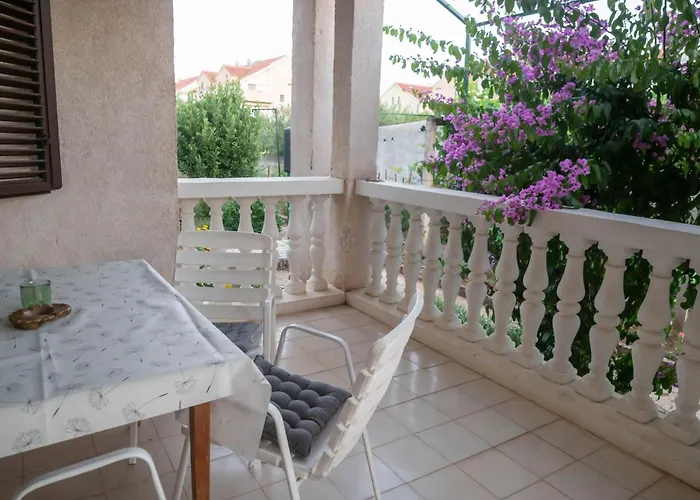 Apartament Zeravica *